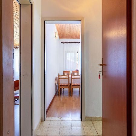 Apartments And Room Pergola 罗维尼 外观 照片